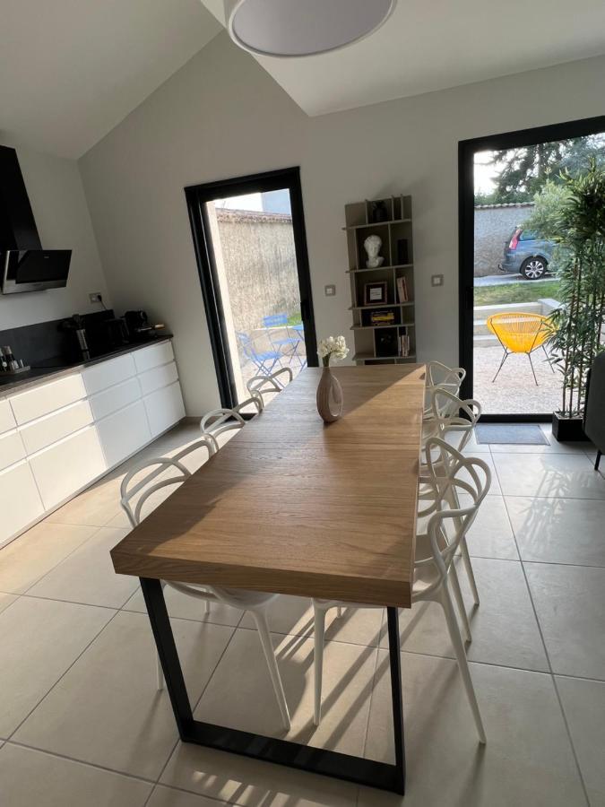 Villa Gaia - 2 Suites Lits King Size Et Salles De Bain Privatives - Parking Prive - 10 Minutes Eurexpo - Aeroport - Groupama Stadium Genas Extérieur photo